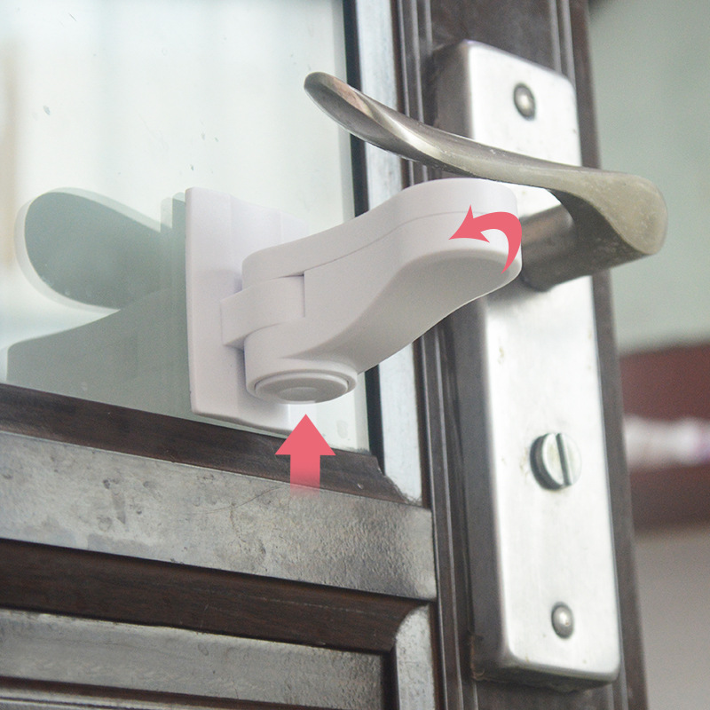 Serratura universale per porta - Home Security Tapo recensione e prezzo